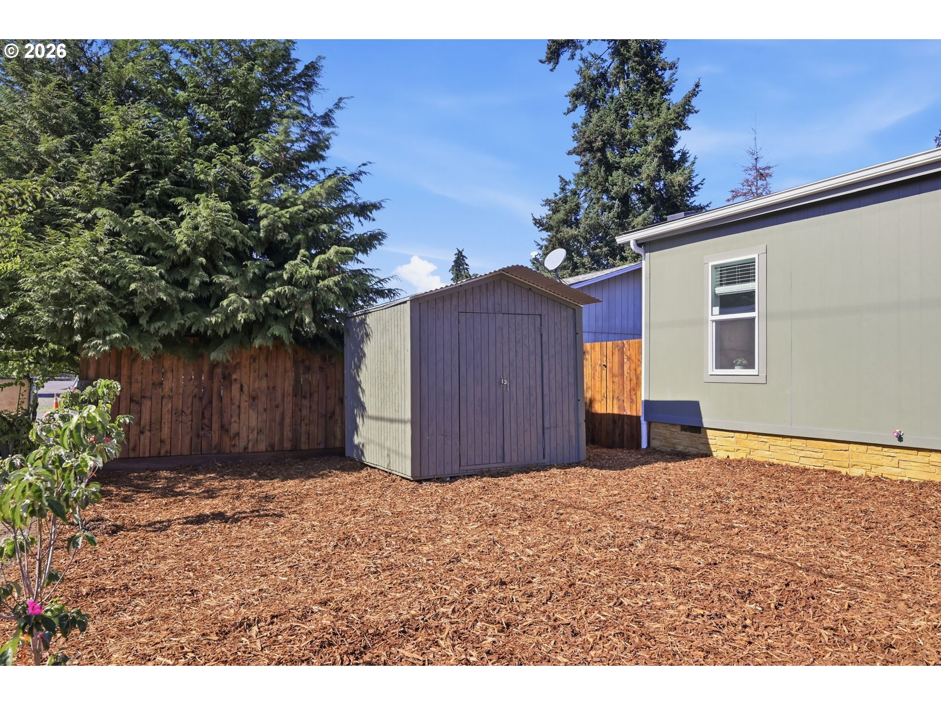 4914 E St Property Photo 3