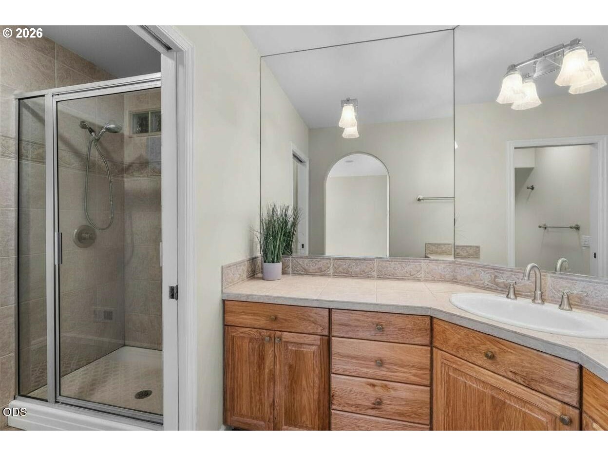 1154 Nw Redfield Cir Property Photo 18
