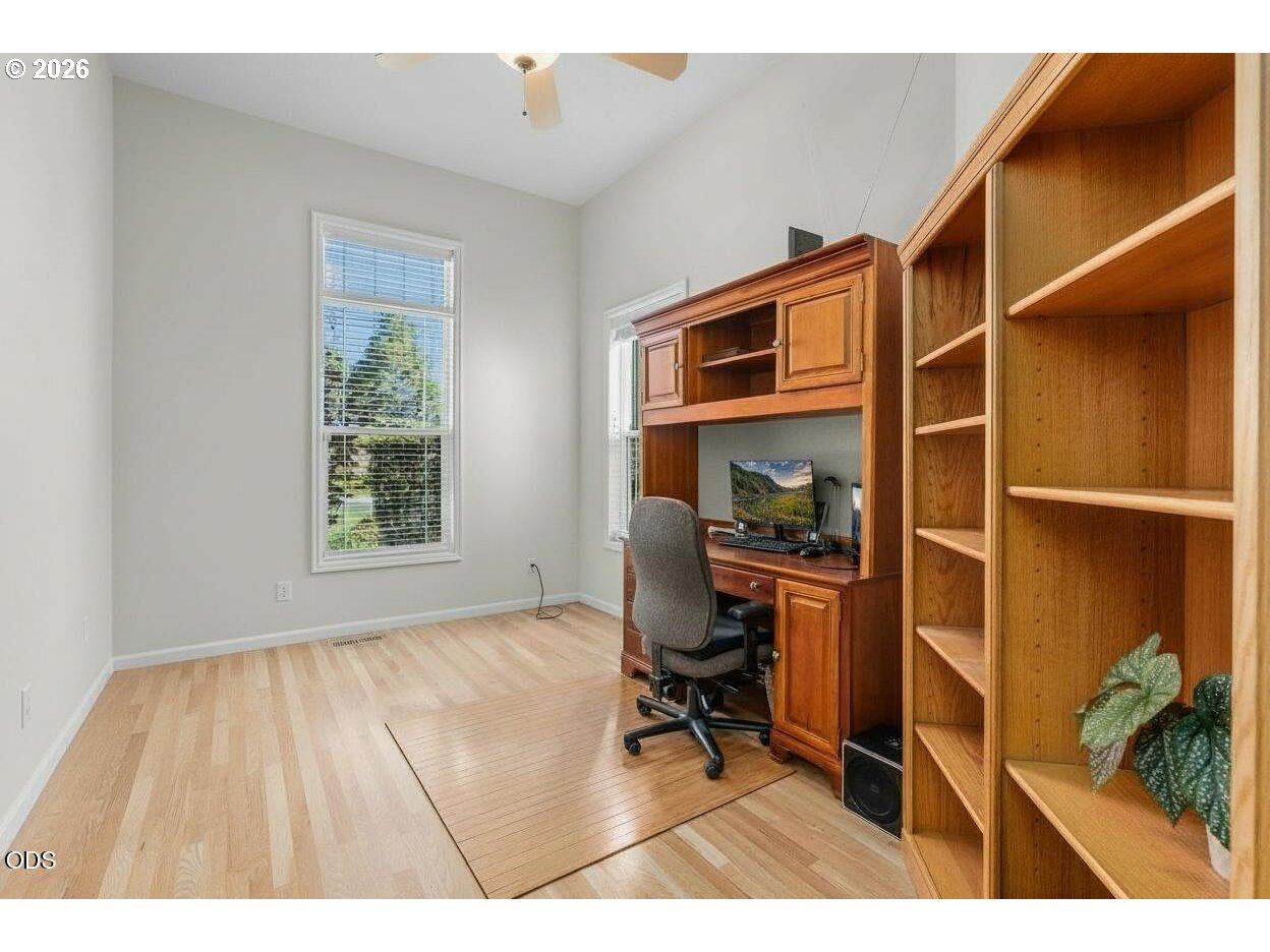 1154 Nw Redfield Cir Property Photo 26