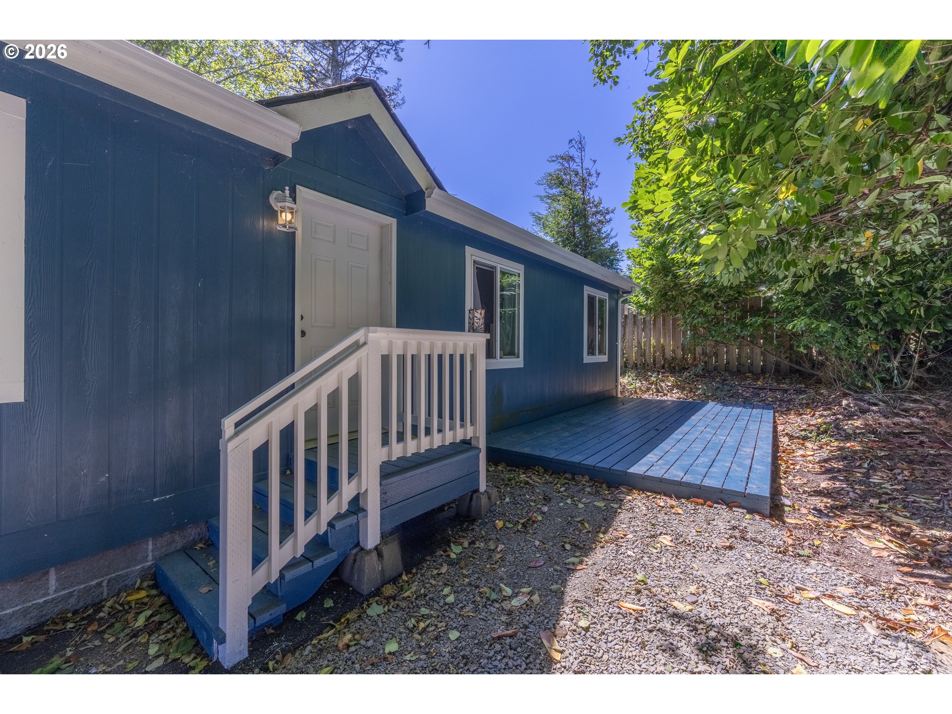2705 Ne Reef Ave Property Photo 1