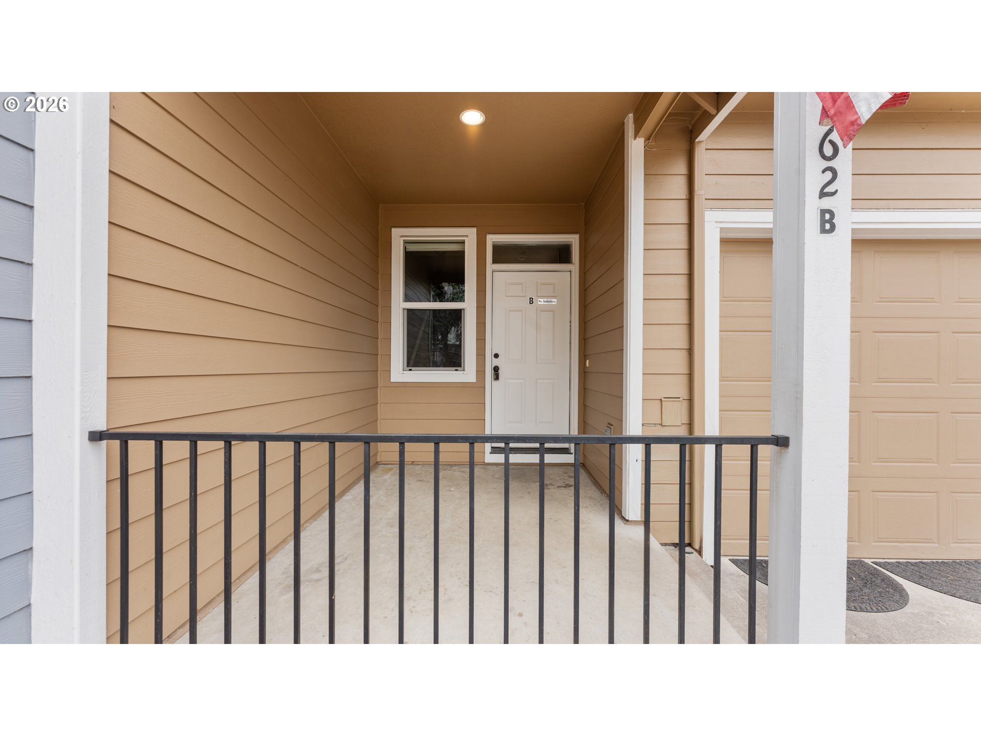 162 Fenton Ave B Property Photo 2