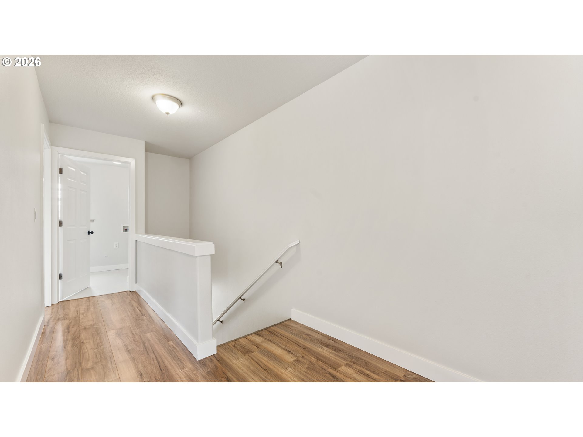 162 Fenton Ave B Property Photo 7