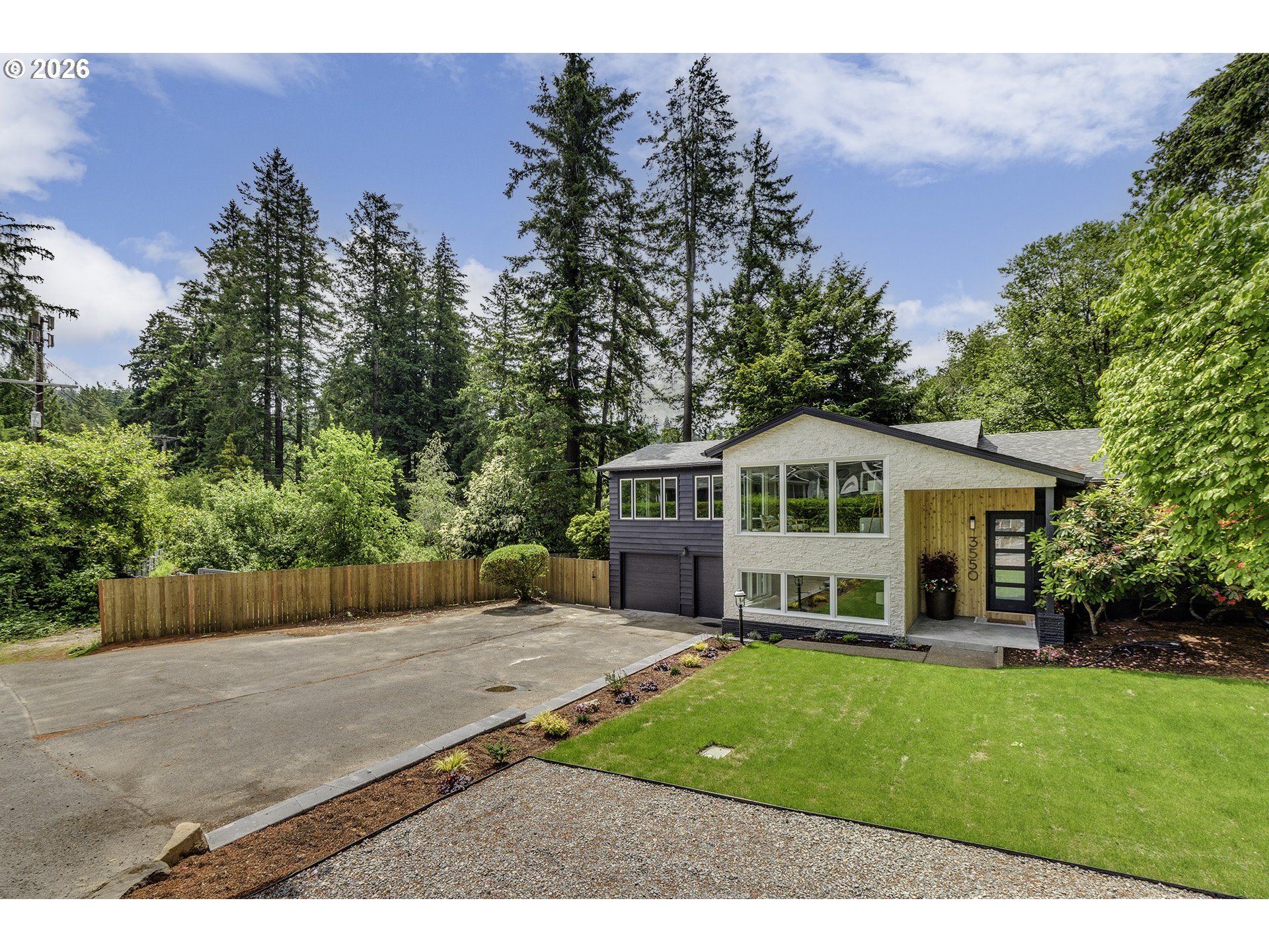3550 Southshore Blvd Property Photo 1