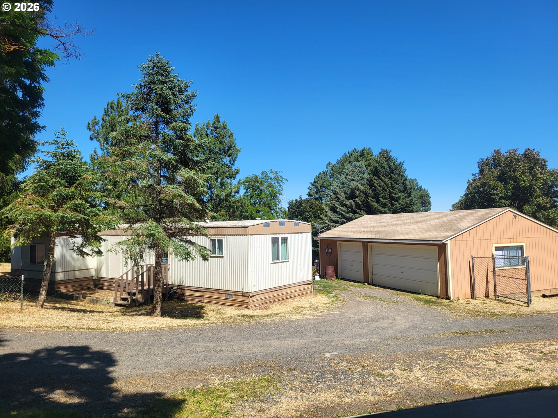 211 Mccoy St Property Photo 1