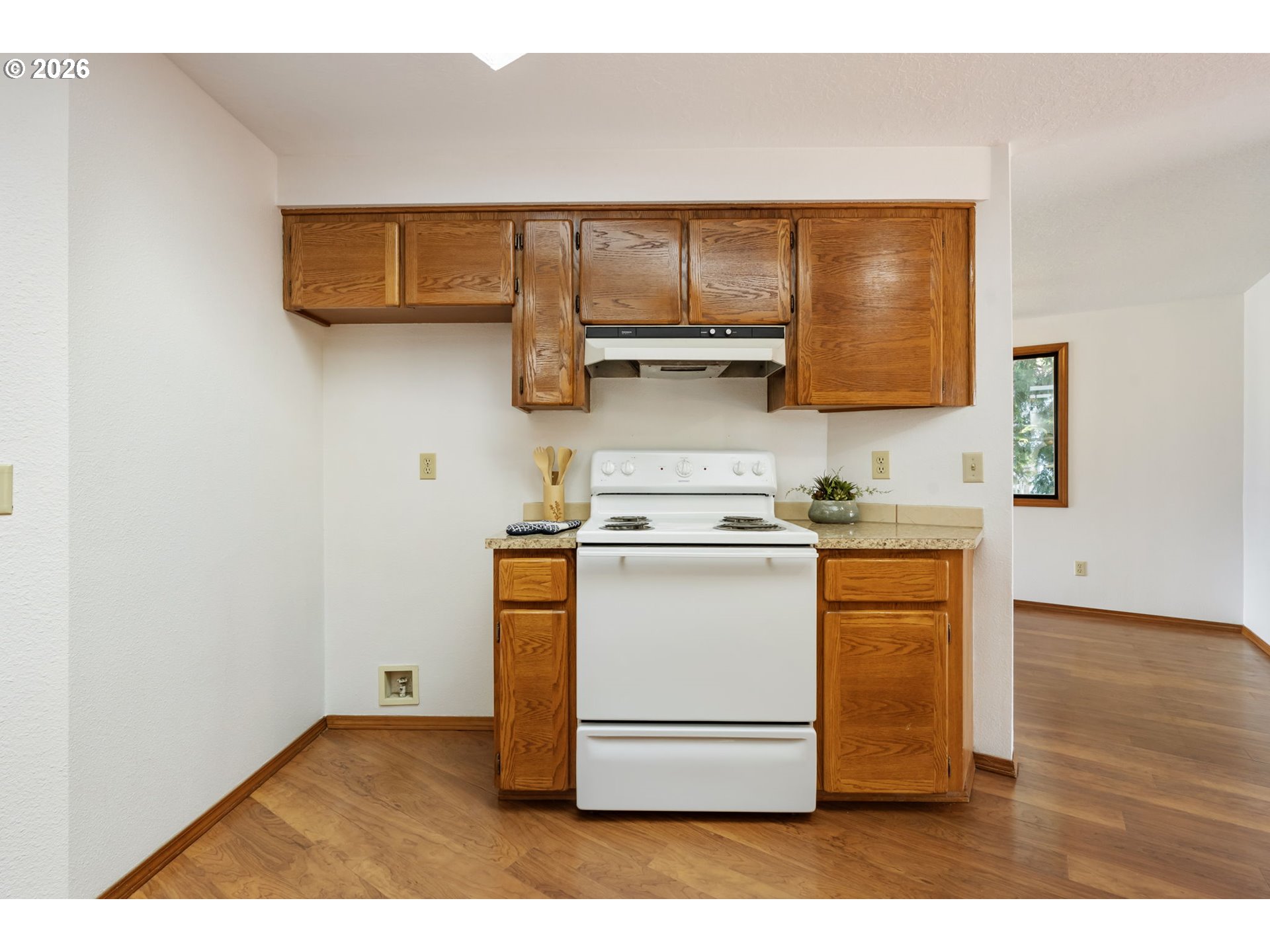 4115 Sw 17th Ct Property Photo 5