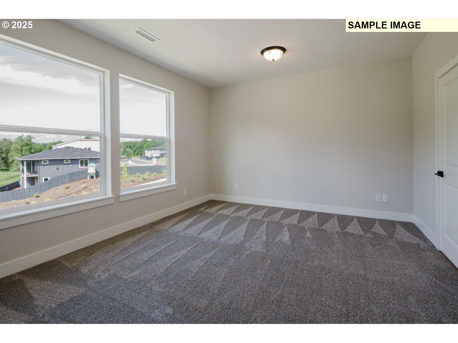 4203 N 11th Way Property Photo 13