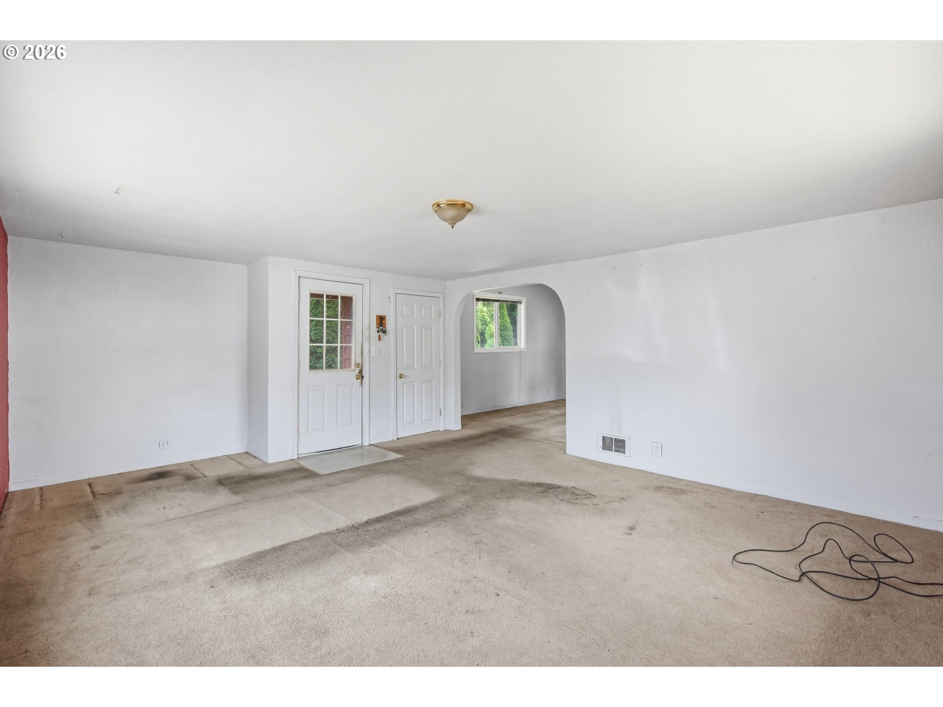 355 N Grove Ct Property Photo 6