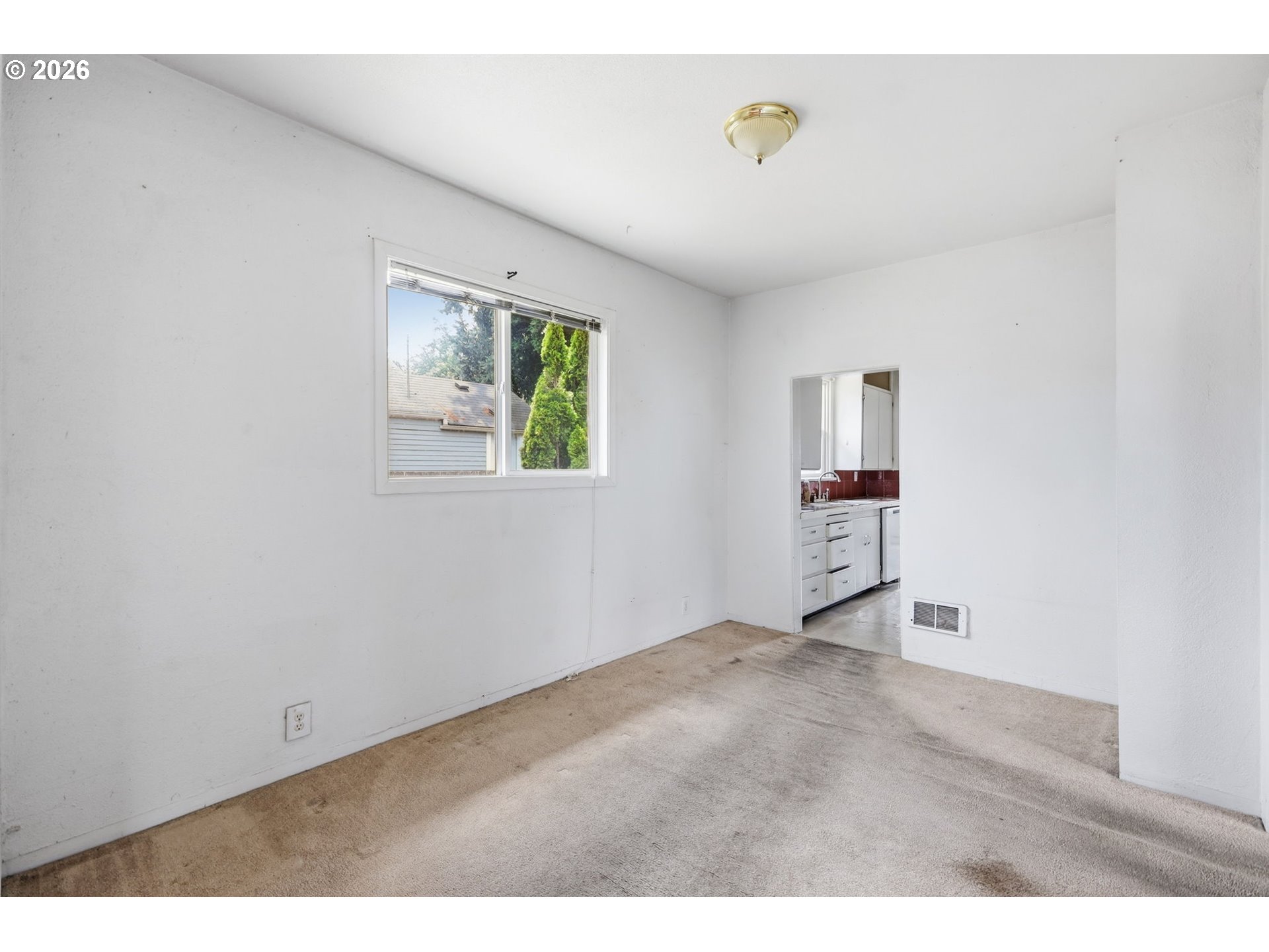 355 N Grove Ct Property Photo 10