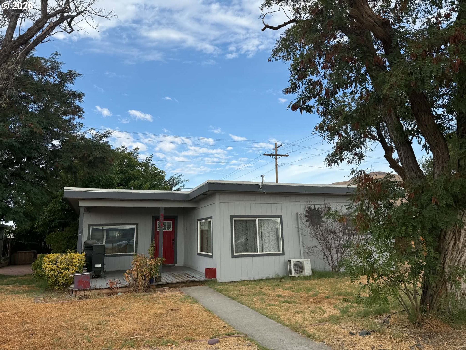 206 Sage St Property Photo 1