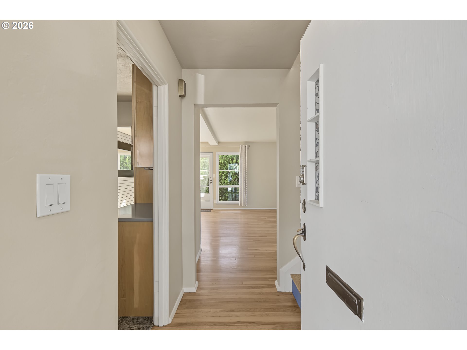 6810 Ne Hancock St Property Photo 2