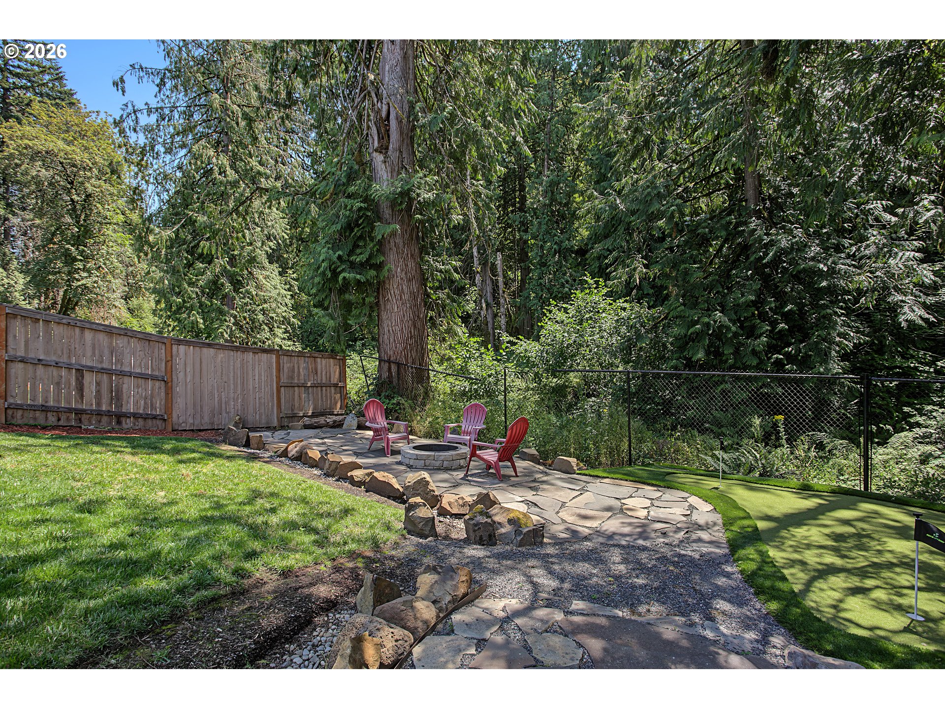 2286 Ne Marionberry Ln Property Photo 3