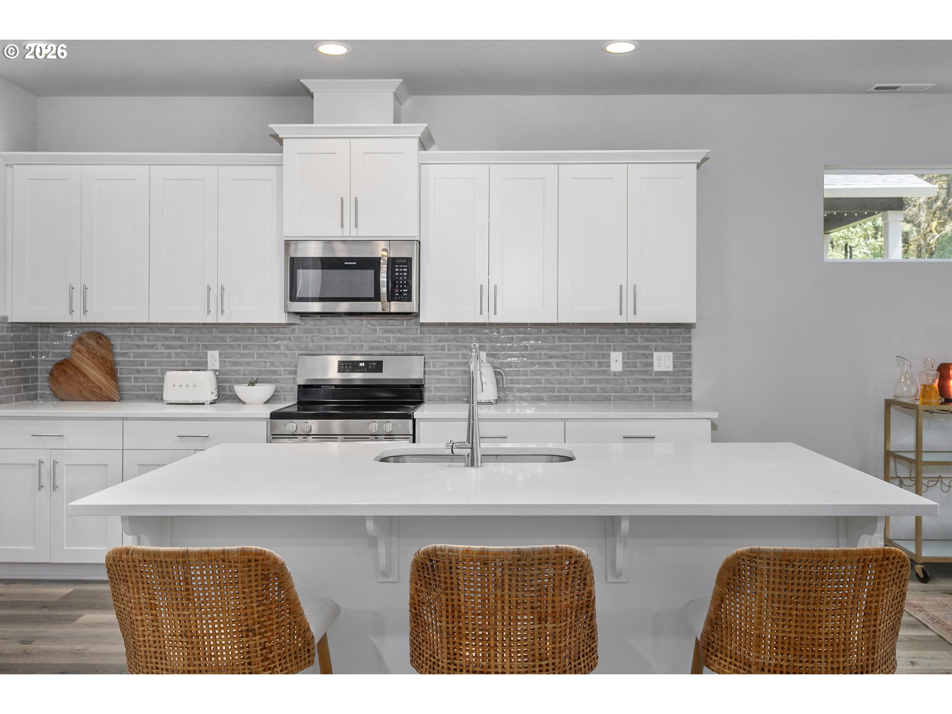 2286 Ne Marionberry Ln Property Photo 13