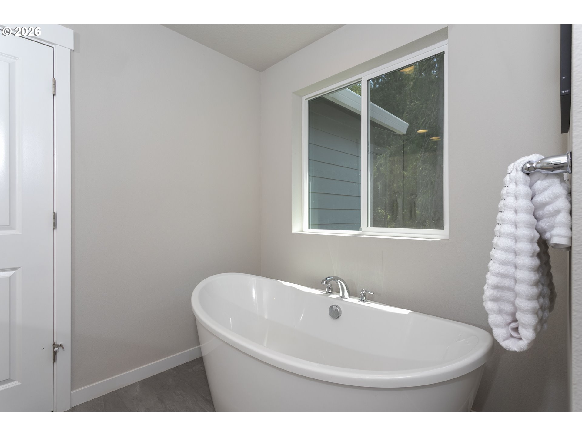 2286 Ne Marionberry Ln Property Photo 26