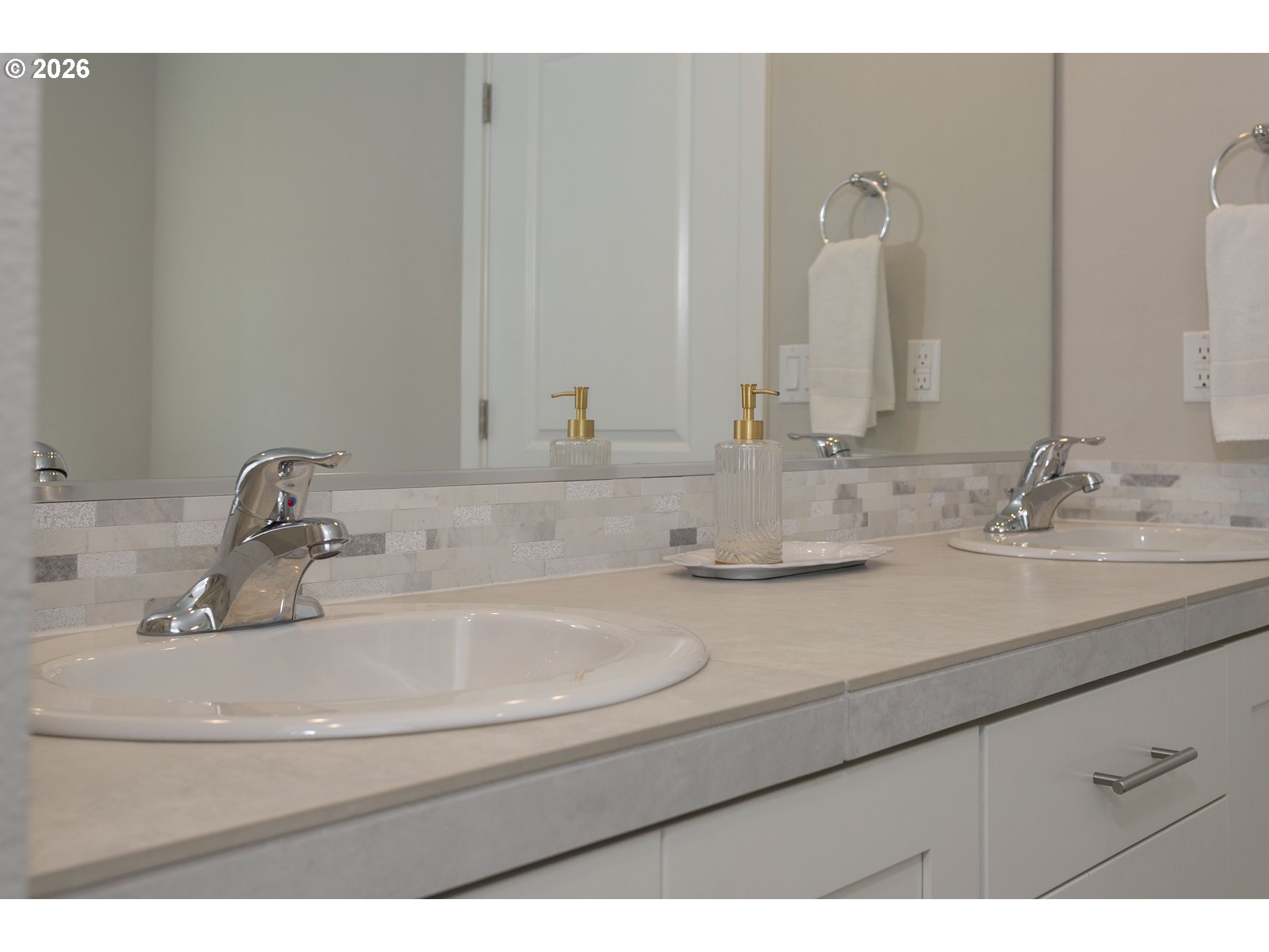 2286 Ne Marionberry Ln Property Photo 27