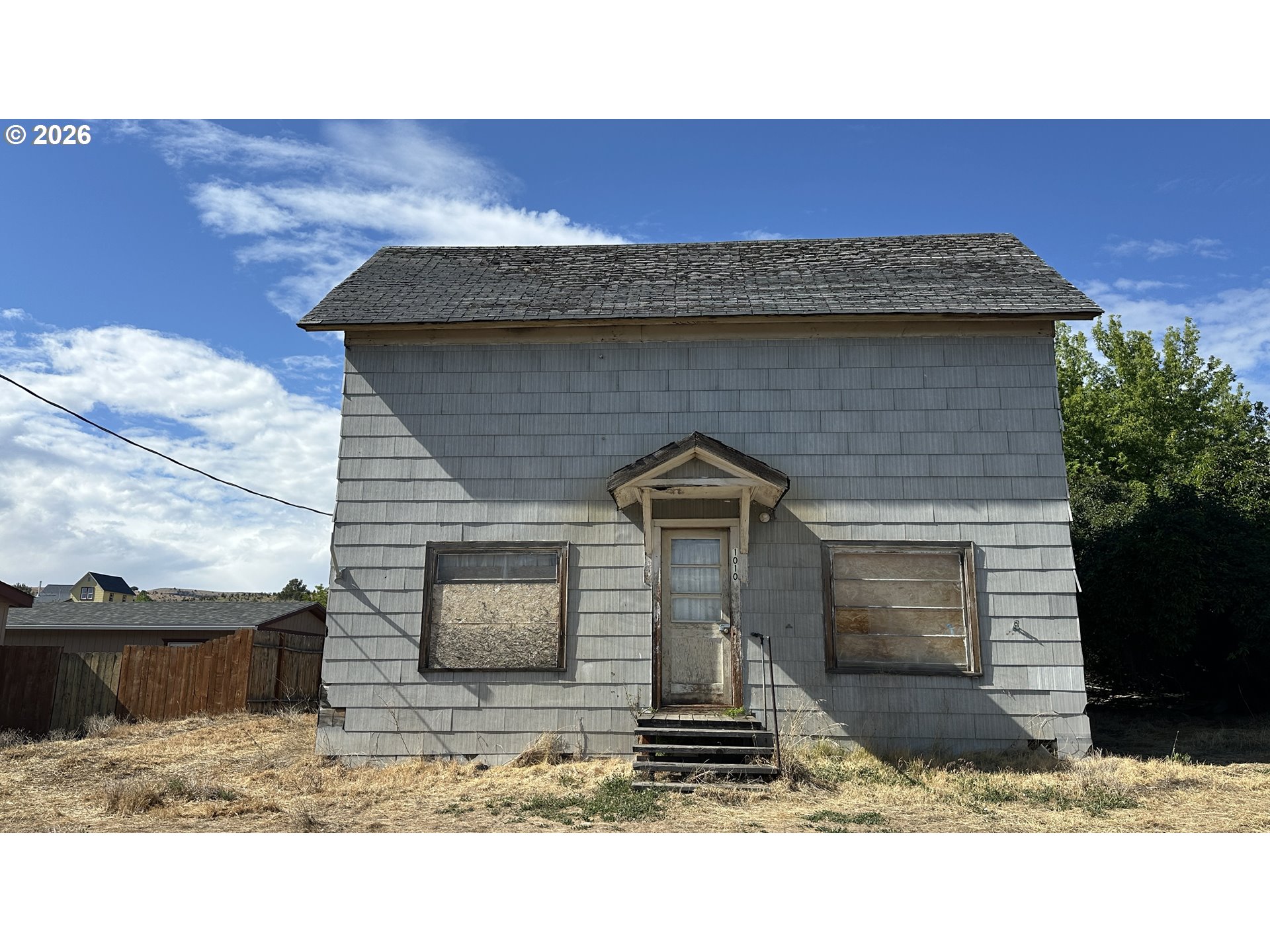 1010 C St Property Photo 1