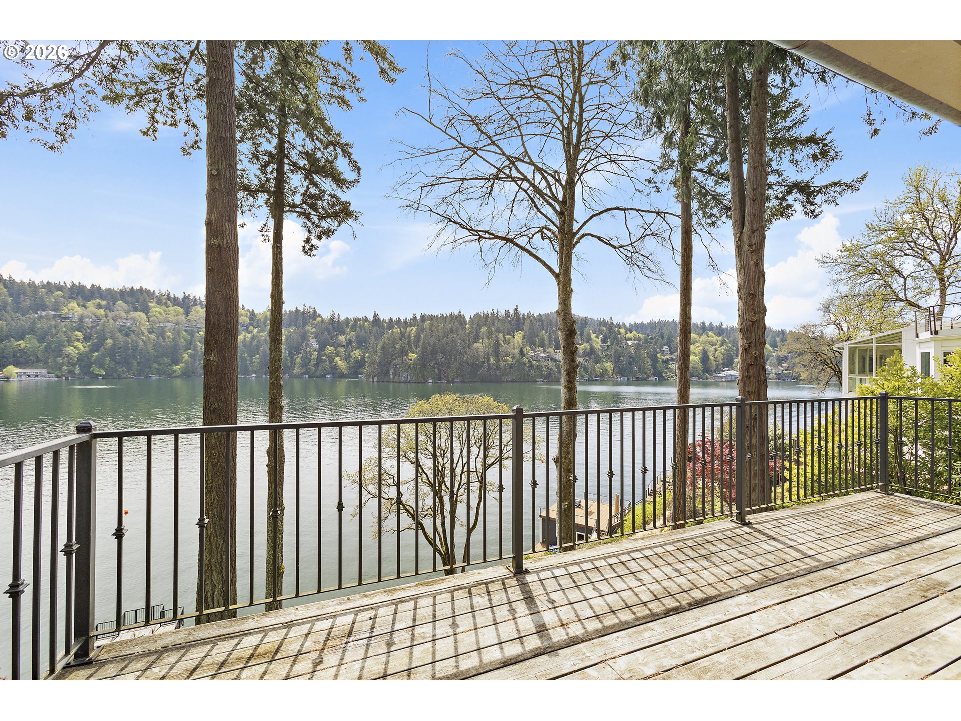 2430 Summit Ct Property Photo 15