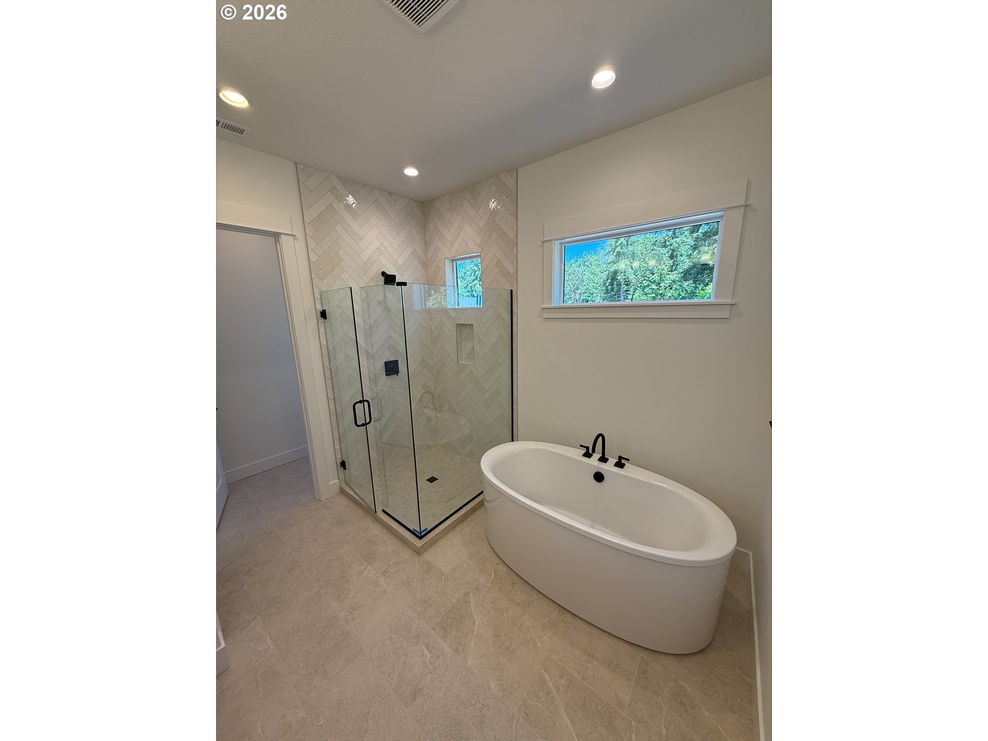 5092 N Benton Dr Property Photo 9