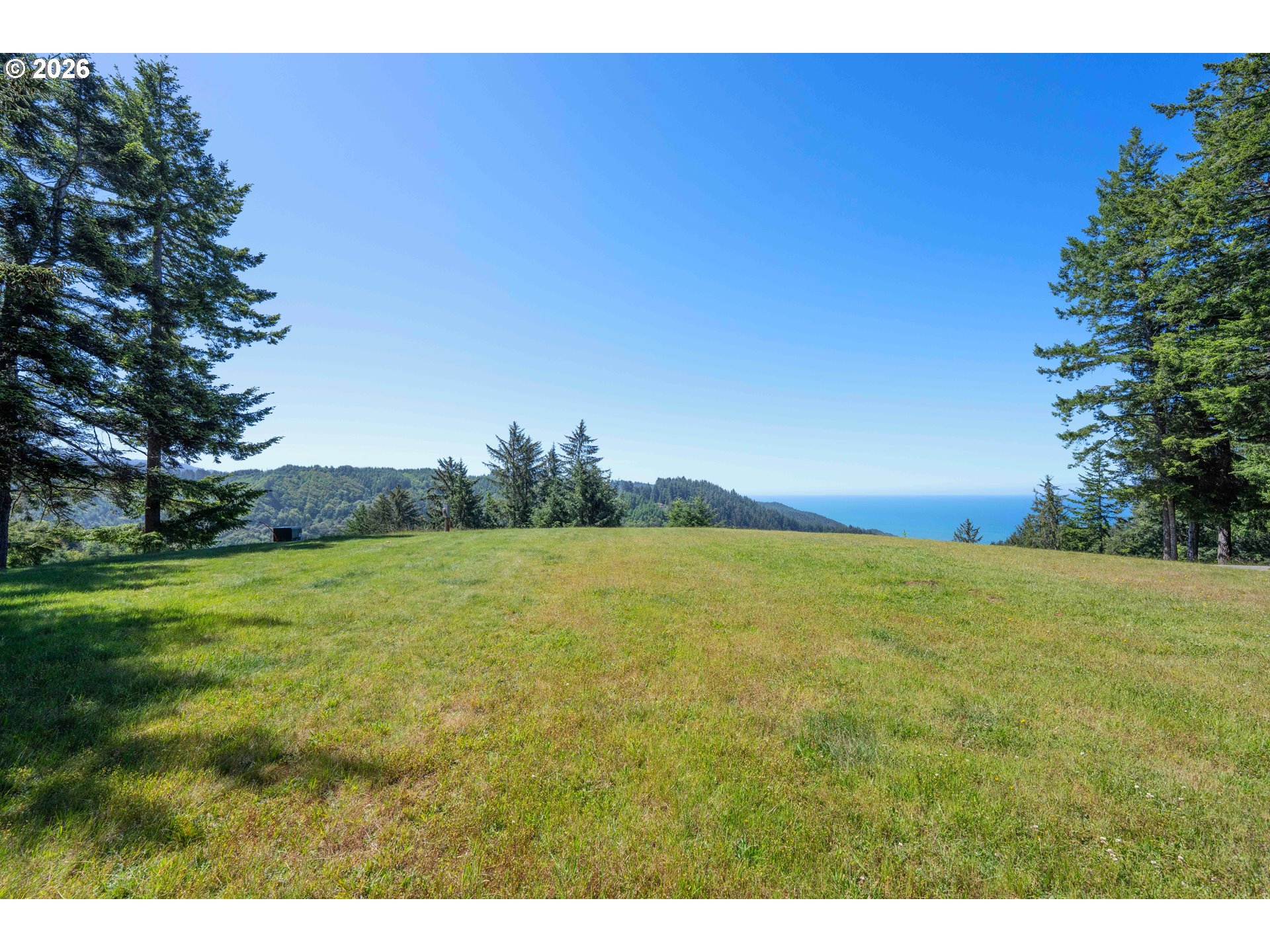 20934 Bridgeview Dr Property Photo 3