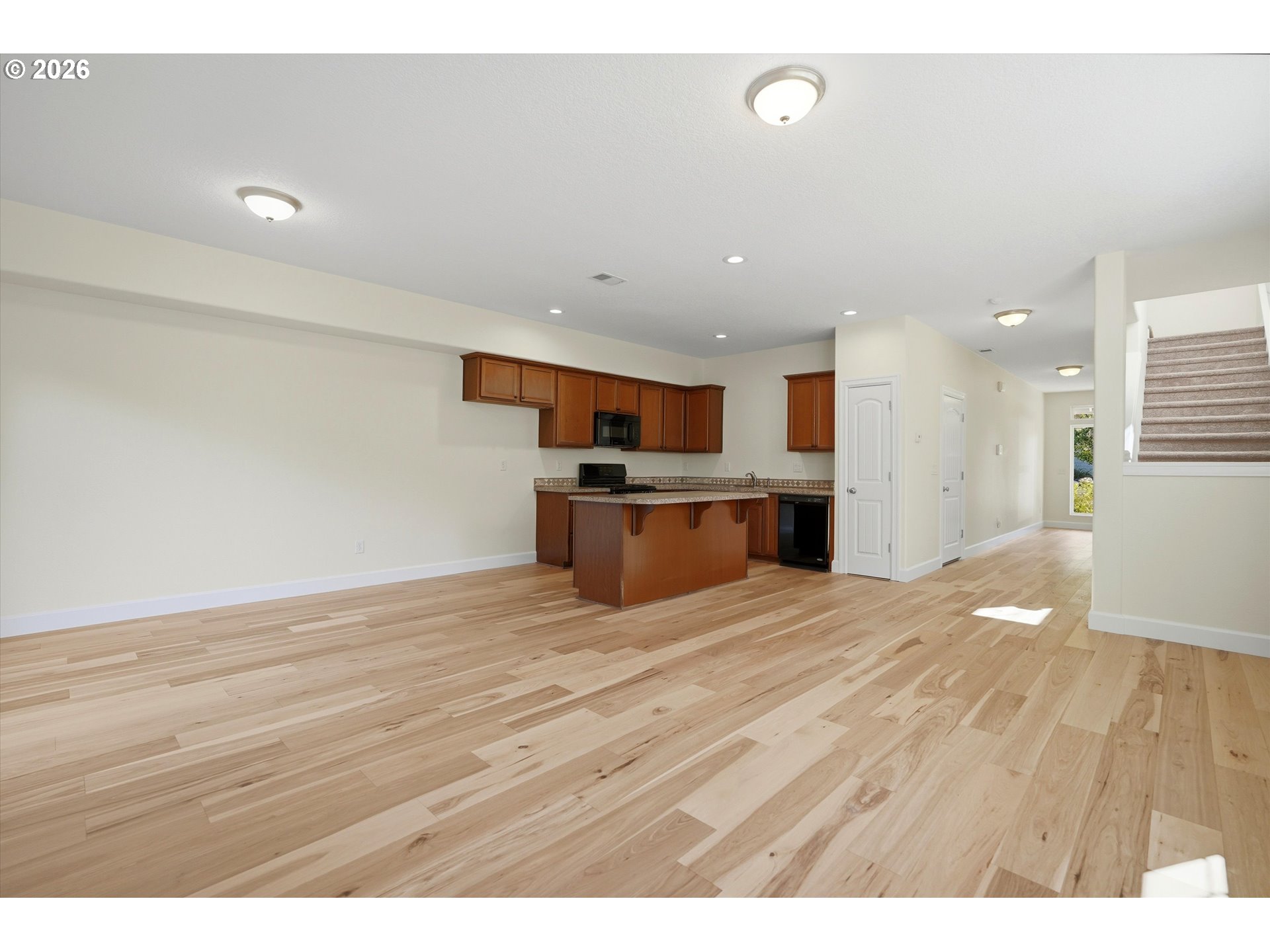 19031 Dublin Ave Property Photo 7