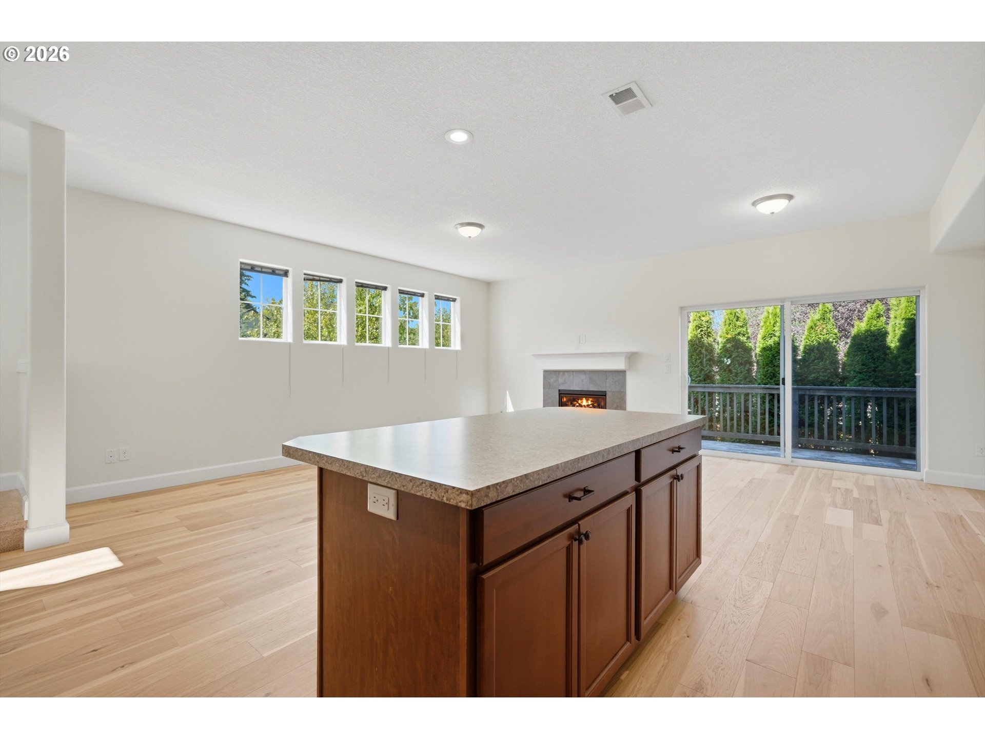 19031 Dublin Ave Property Photo 11