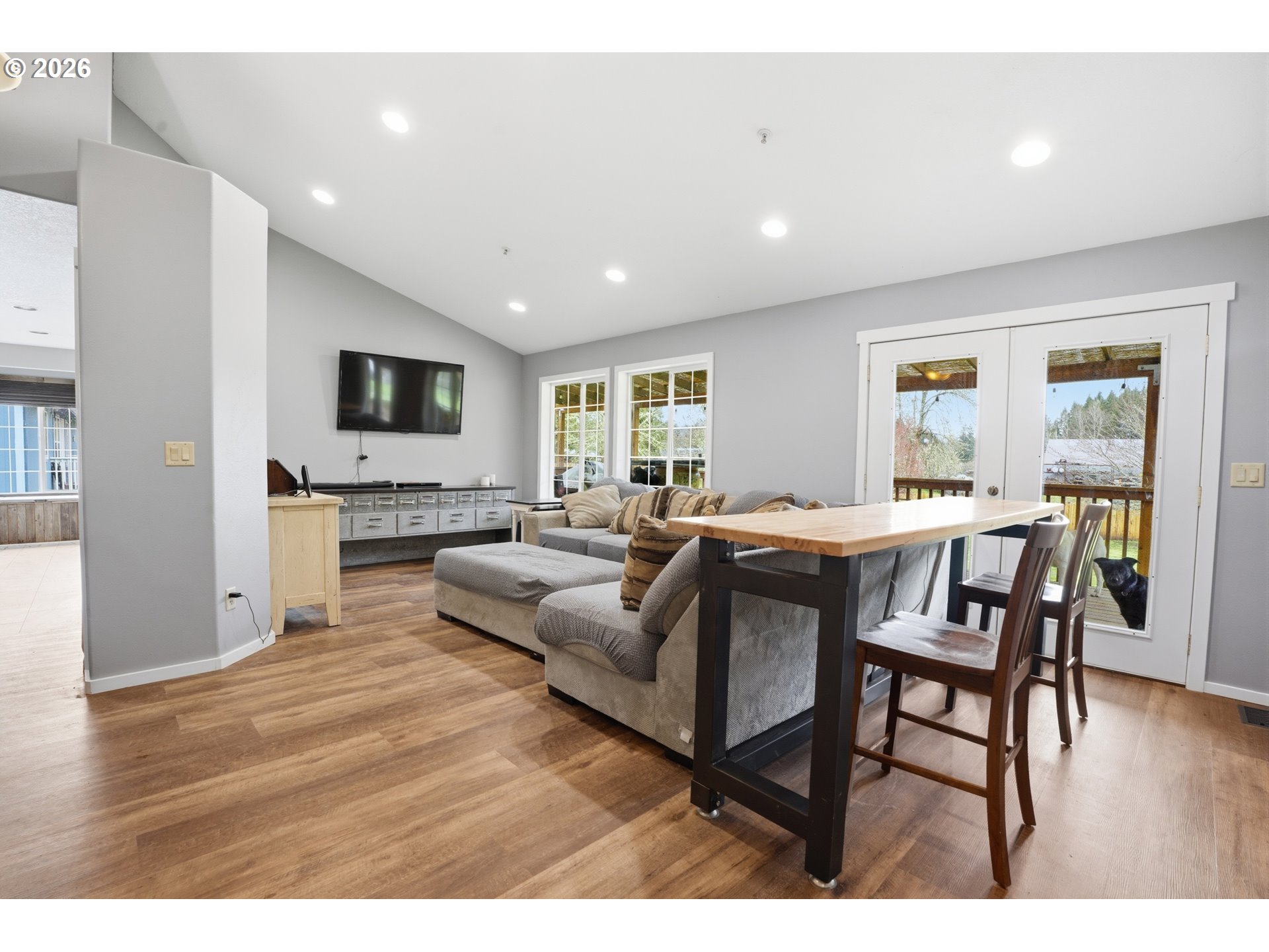 1302 Cherry St Property Photo 10