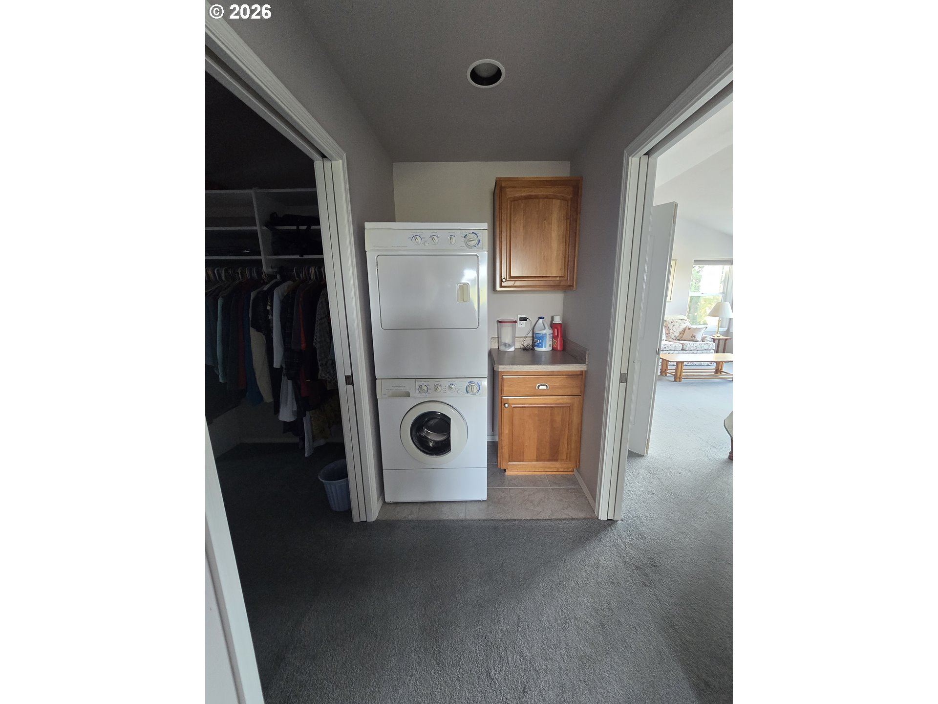 2565 Thrush Ct Property Photo 5