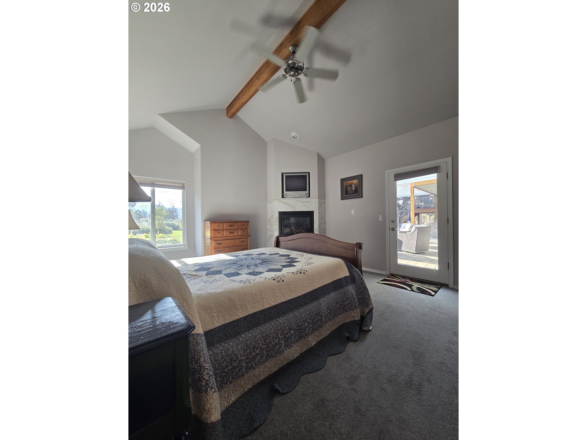 2565 Thrush Ct Property Photo 6