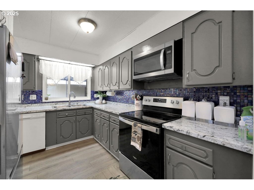1800 Lakewood Ct 36 Property Photo 17