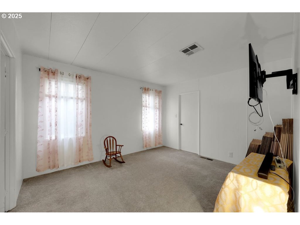 1800 Lakewood Ct 36 Property Photo 25
