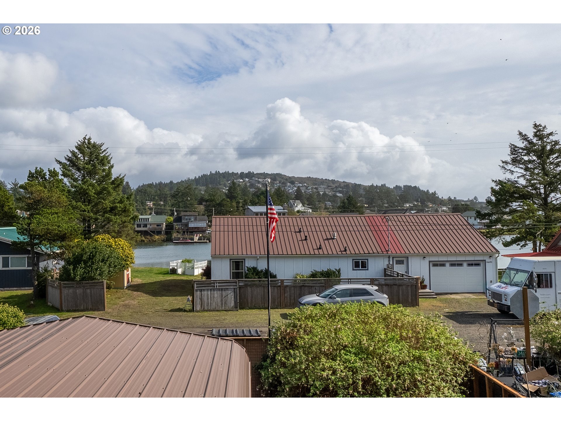 34690 Nestucca Blvd Property Photo 6