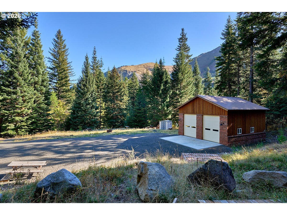 64277 Tamarack Rd Property Photo 1