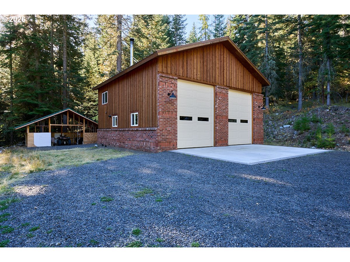 64277 Tamarack Rd Property Photo 2