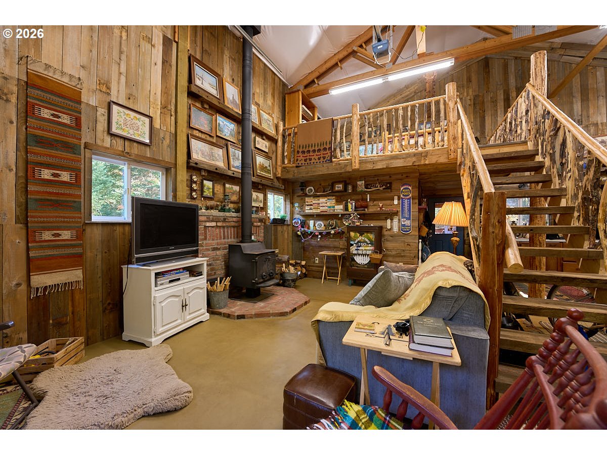 64277 Tamarack Rd Property Photo 8