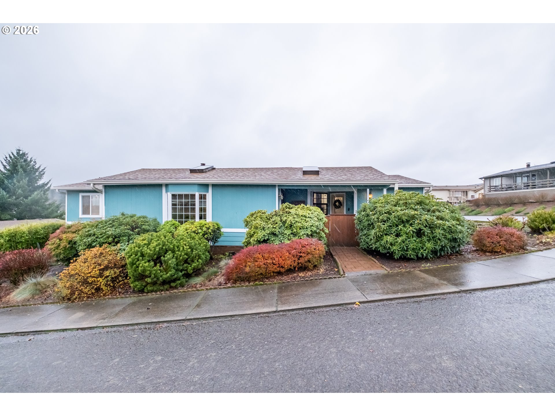 2120 ROBINS LN SE 73A
