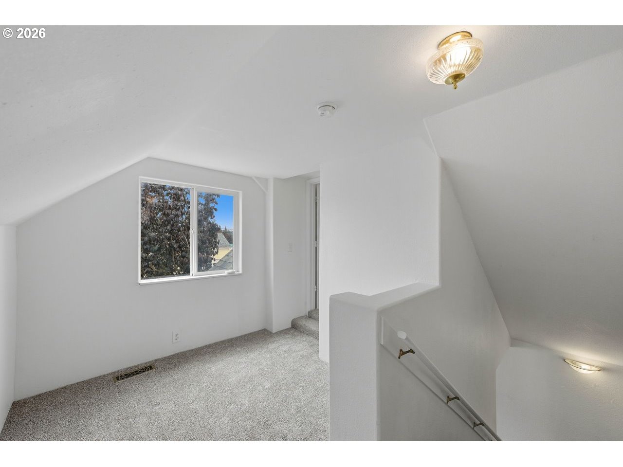 584 Exchange St Property Photo 34