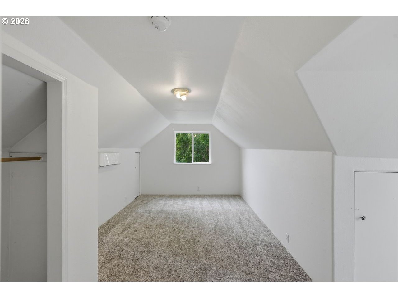 584 Exchange St Property Photo 43