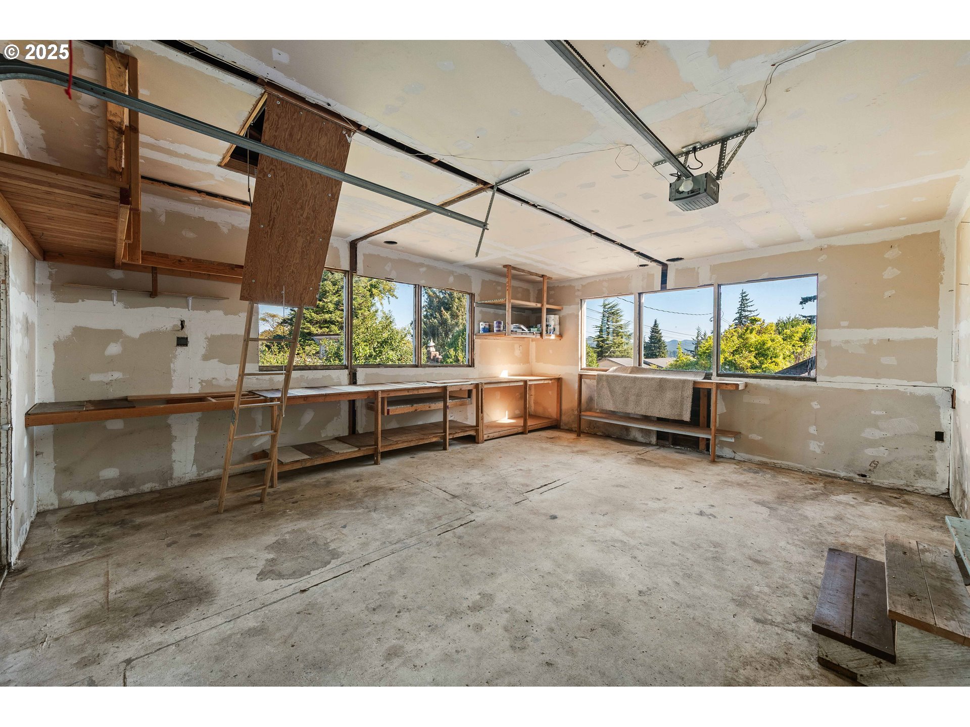 584 Exchange St Property Photo 46