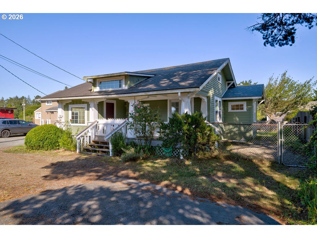 4506 Pacific Way Property Photo 2