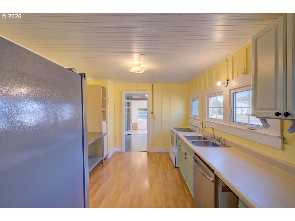 4506 Pacific Way Property Photo 14