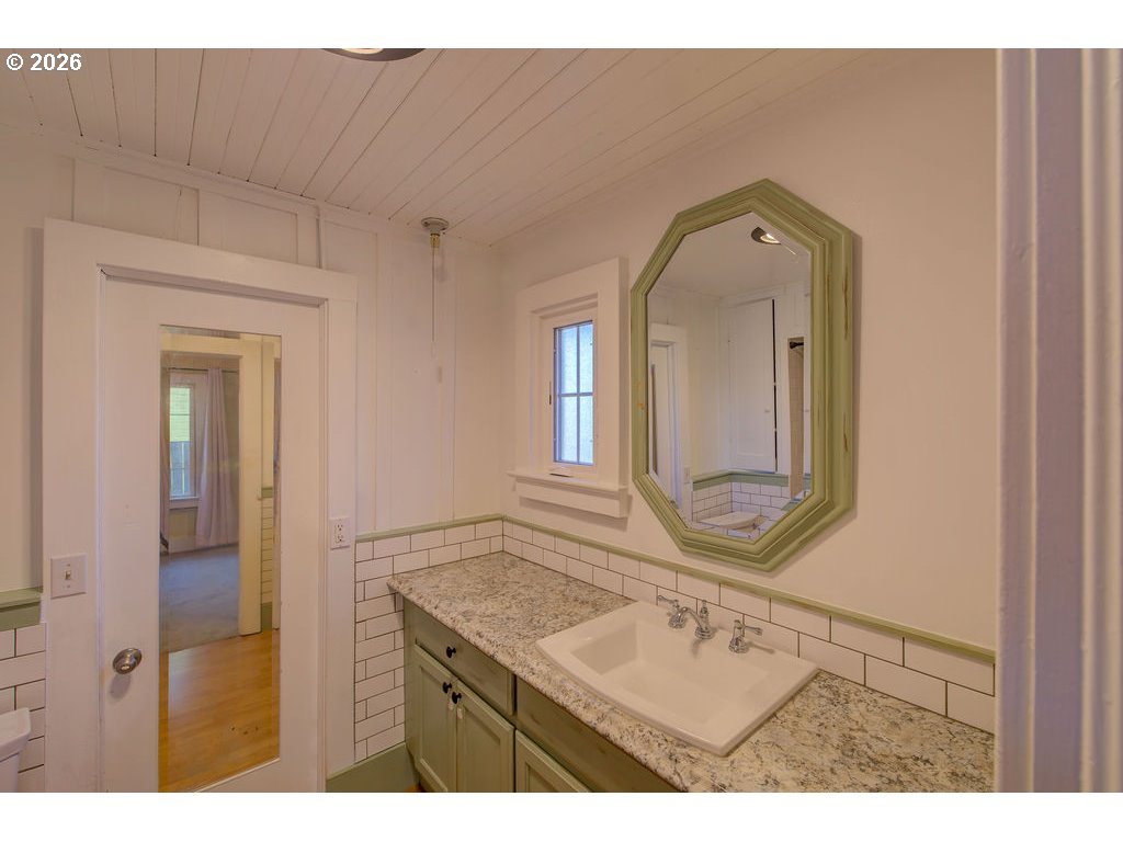 4506 Pacific Way Property Photo 20