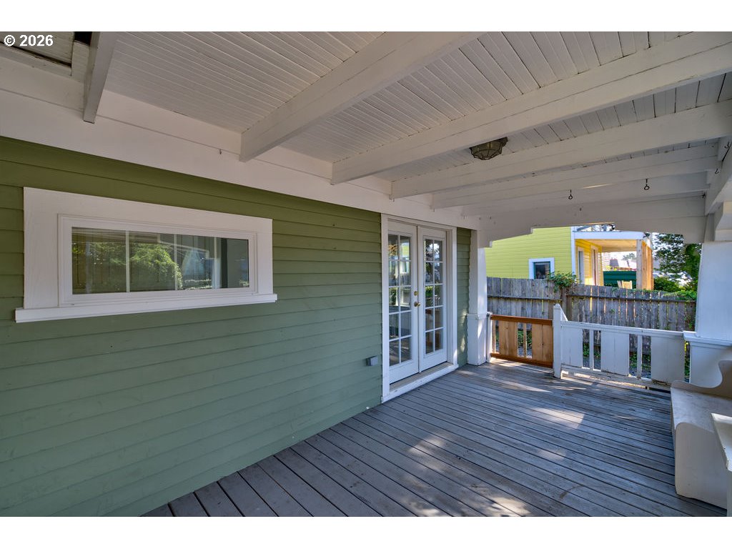 4506 Pacific Way Property Photo 26