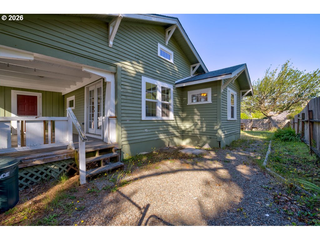 4506 Pacific Way Property Photo 30
