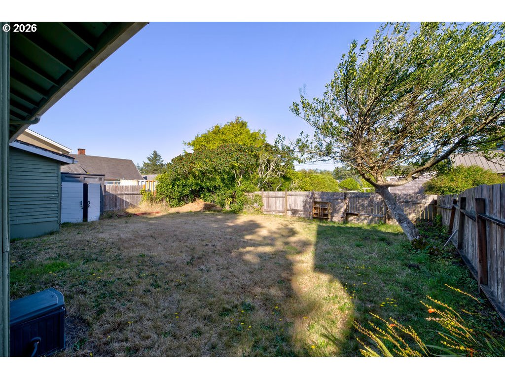 4506 Pacific Way Property Photo 31