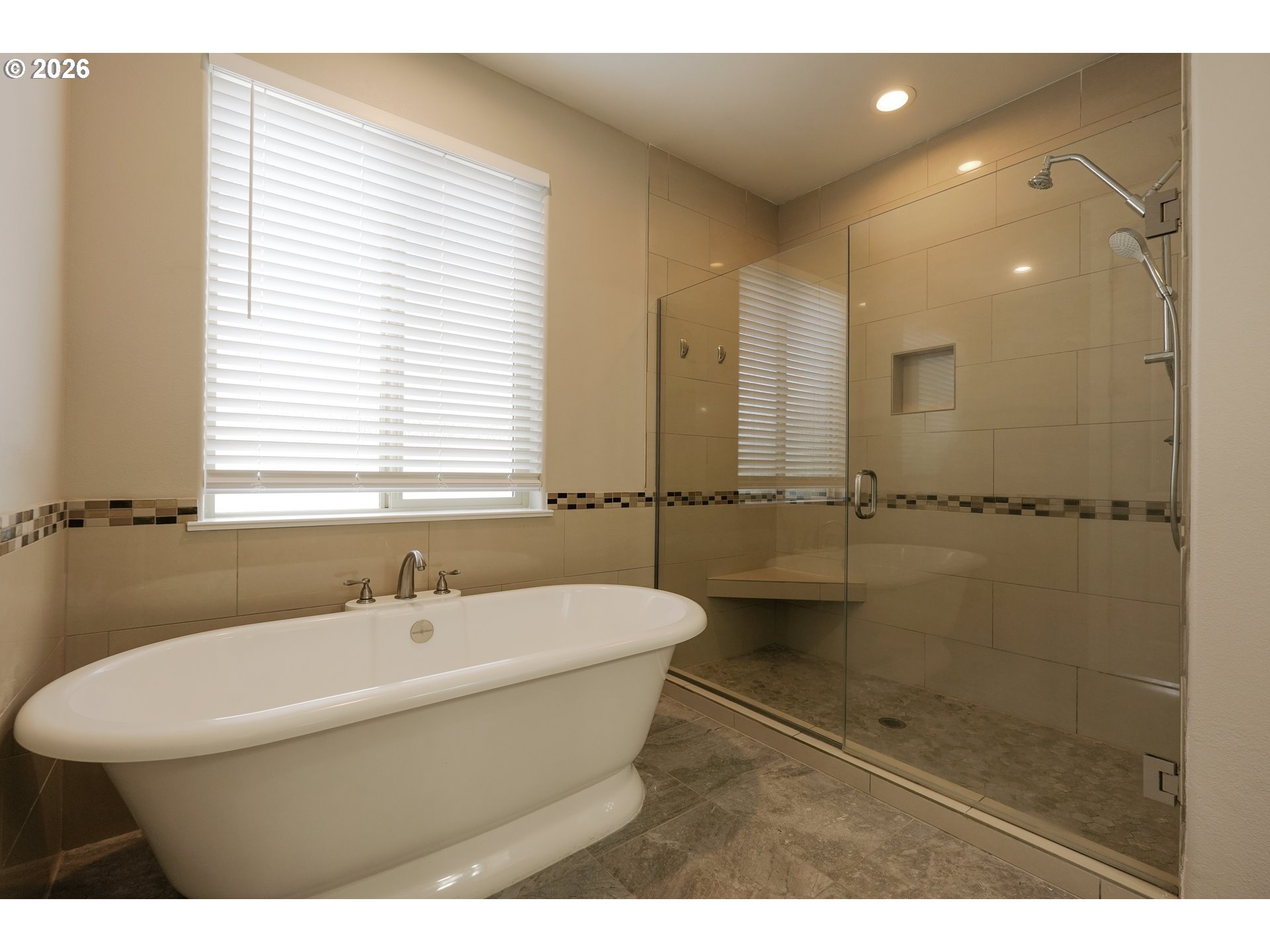 1120 Lilac St Property Photo 34