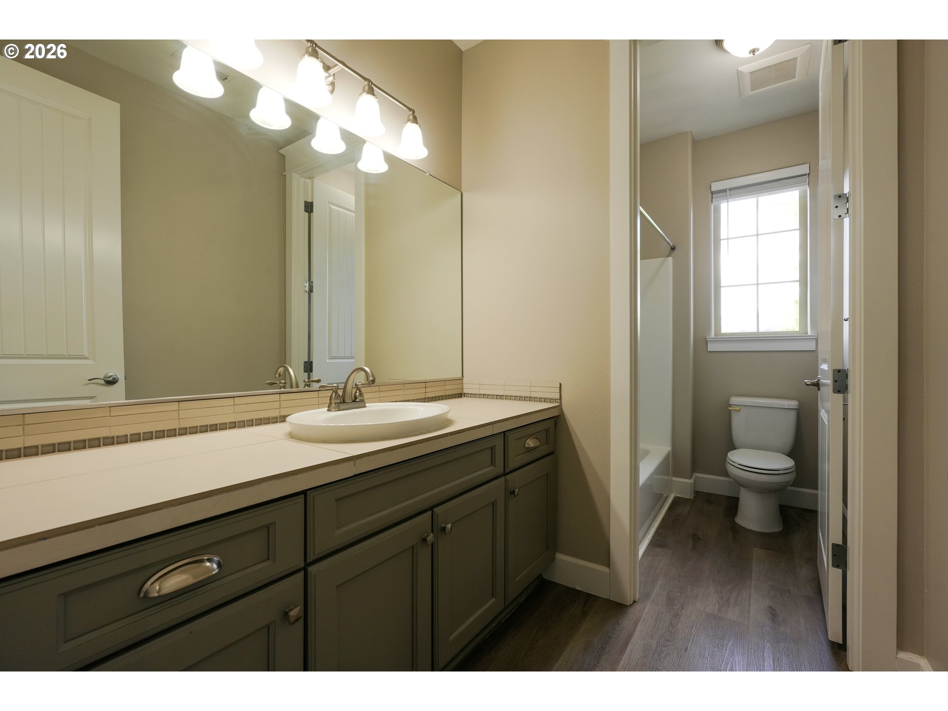1120 Lilac St Property Photo 45