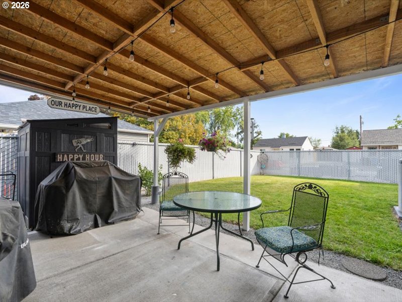 455 E Sunset Dr Property Photo 23