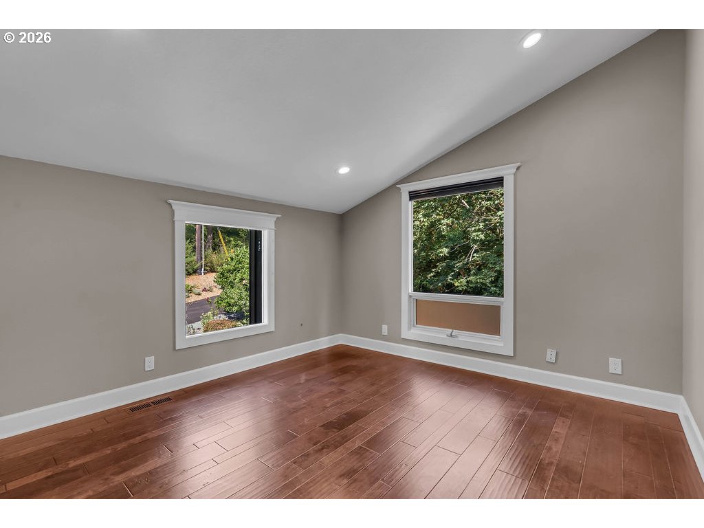 18485 Ne Smith Rd Property Photo 29