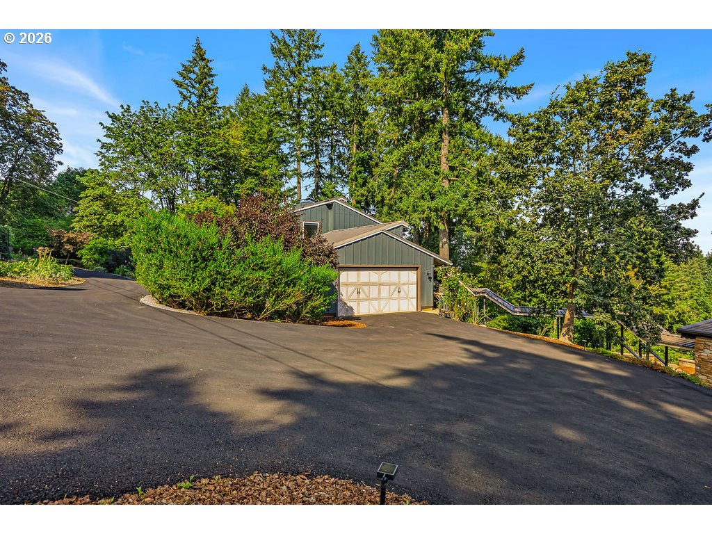 18485 Ne Smith Rd Property Photo 35