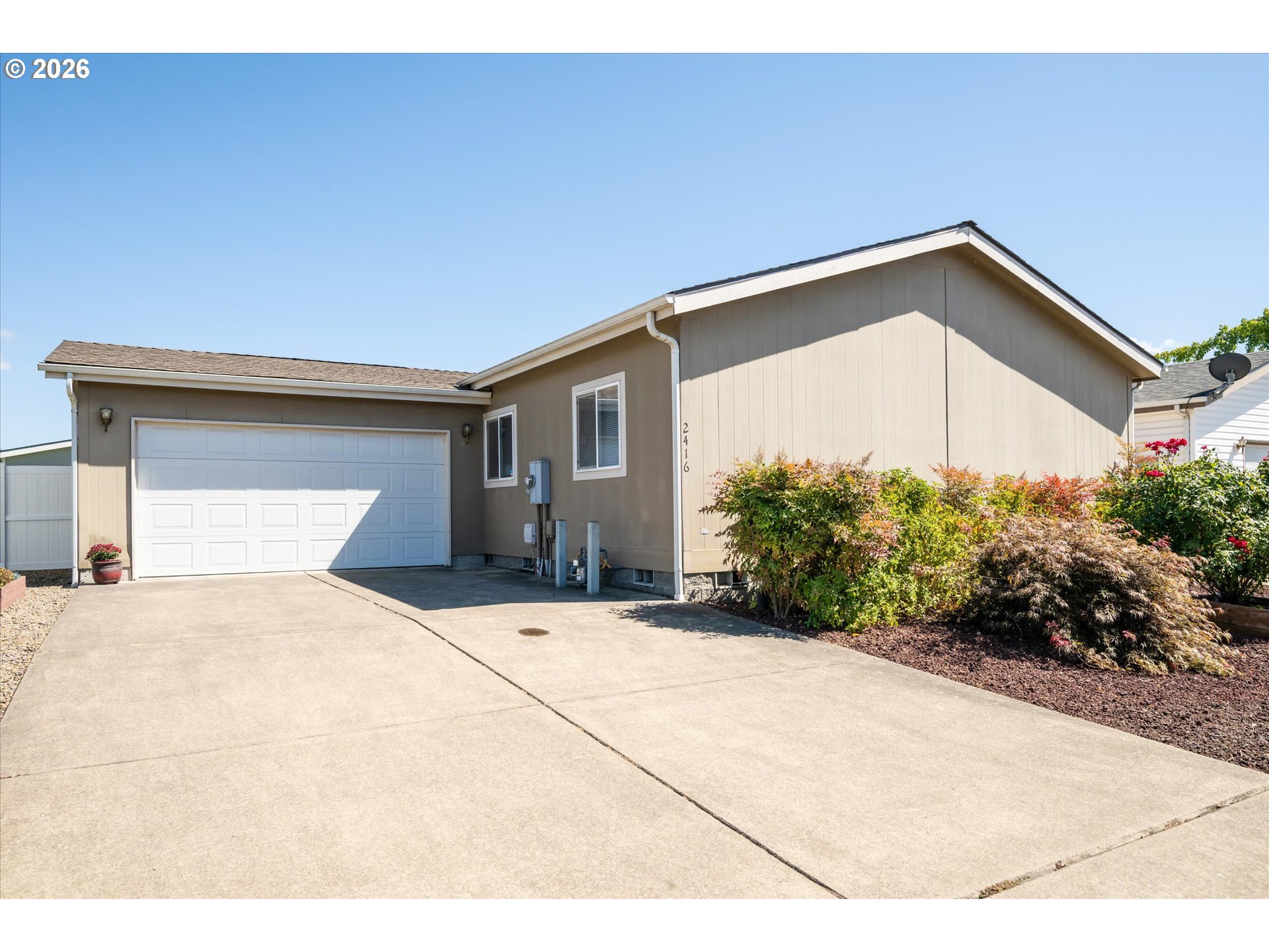 2416 Maia Loop Property Photo 2