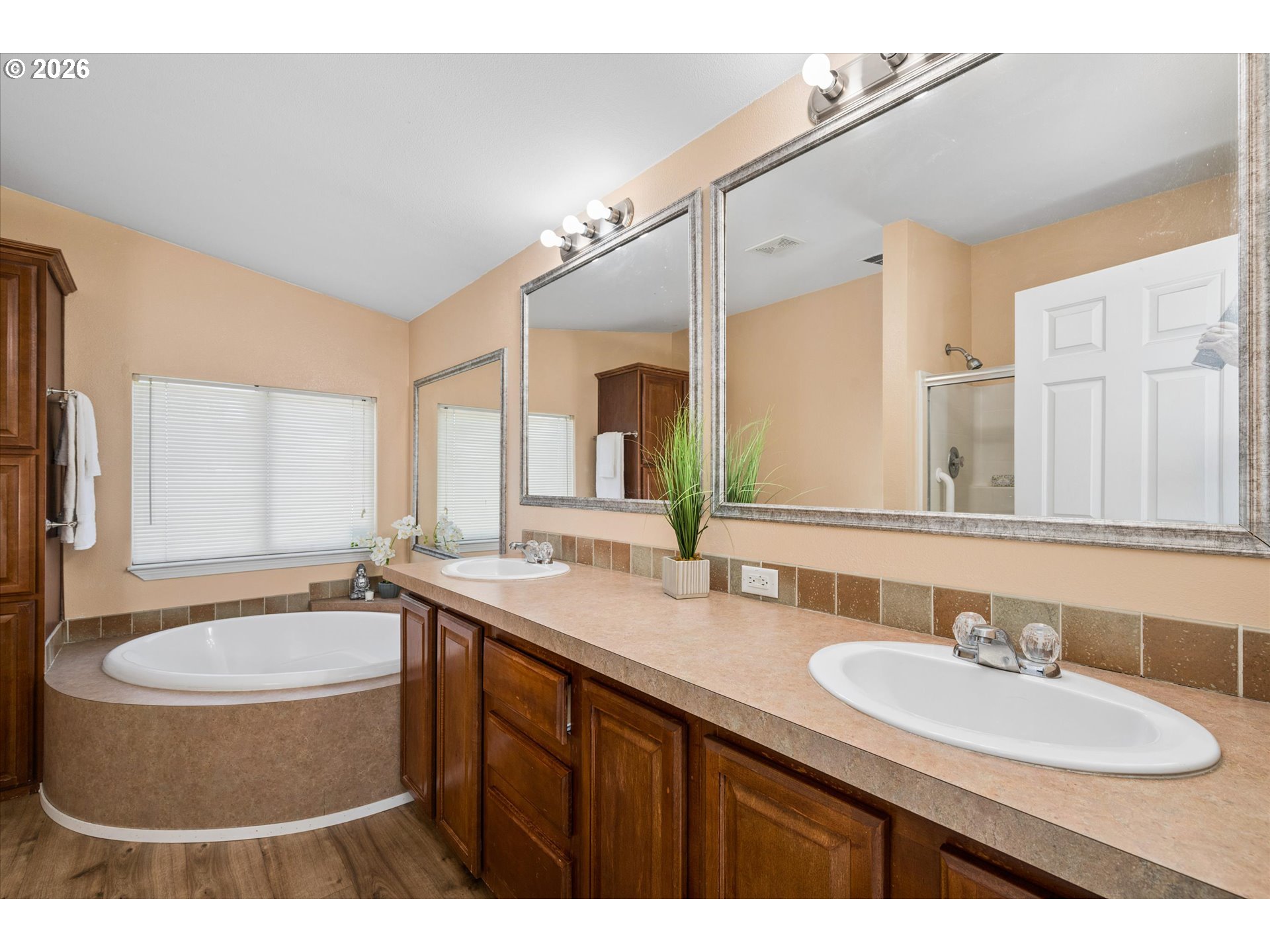 2416 Maia Loop Property Photo 21
